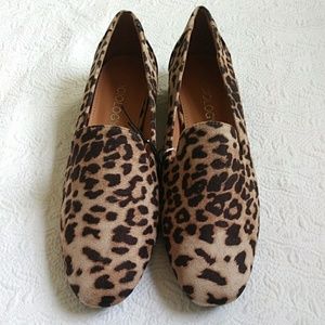 New without tags sole Society size 6 loafer